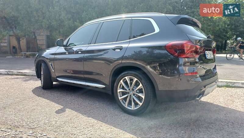 Внедорожник / Кроссовер BMW X3 2019 в Одессе