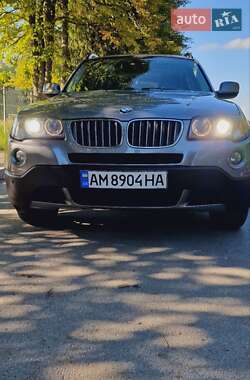 Позашляховик / Кросовер BMW X3 2010 в 
