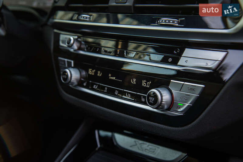 Позашляховик / Кросовер BMW X3 2019 в Львові