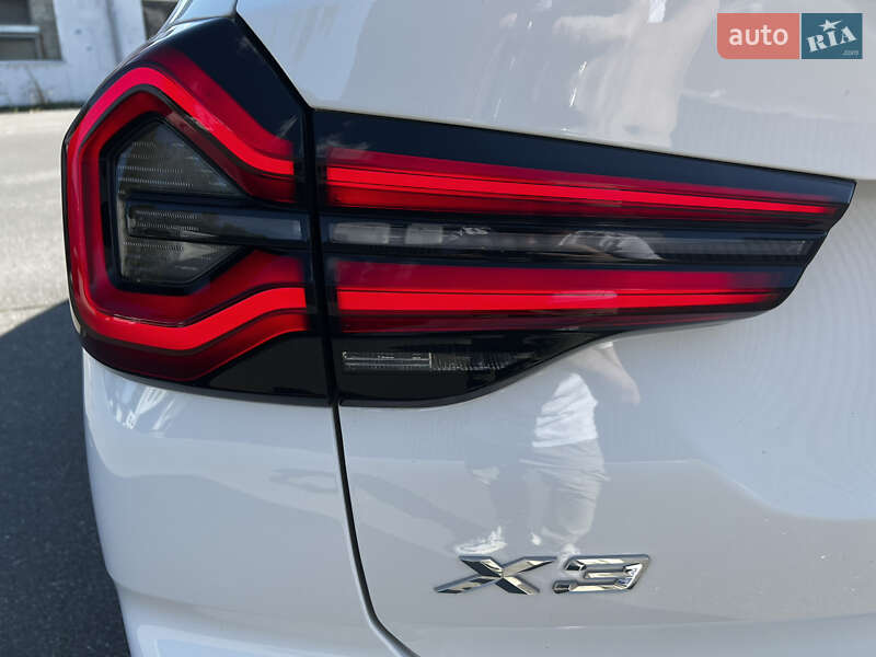 Внедорожник / Кроссовер BMW X3 2022 в Киеве