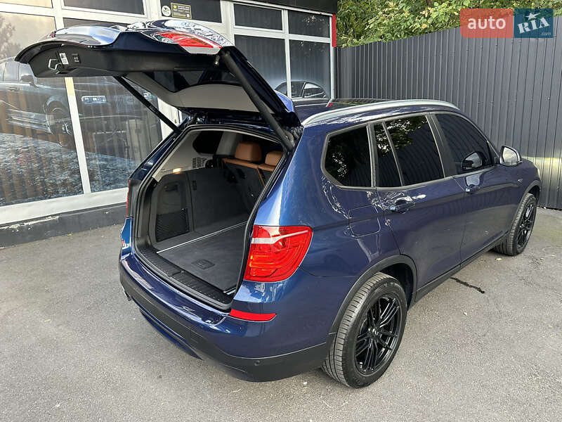 Внедорожник / Кроссовер BMW X3 2016 в Киеве