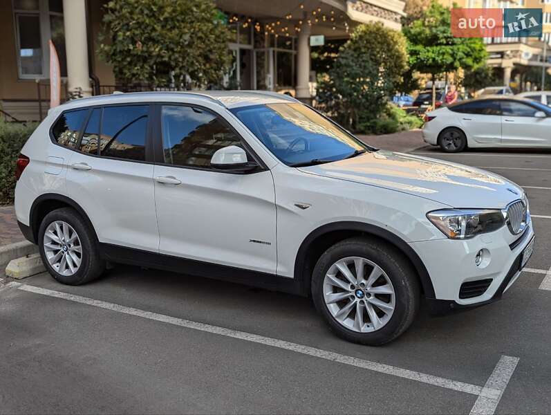 Внедорожник / Кроссовер BMW X3 2017 в Киеве