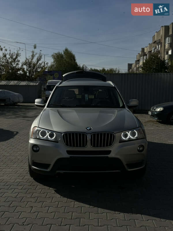 Позашляховик / Кросовер BMW X3 2014 в 