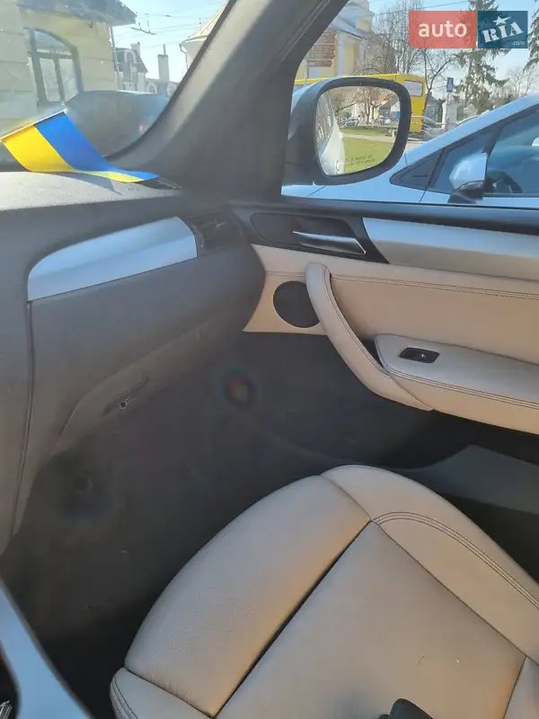 Позашляховик / Кросовер BMW X3 2012 в 