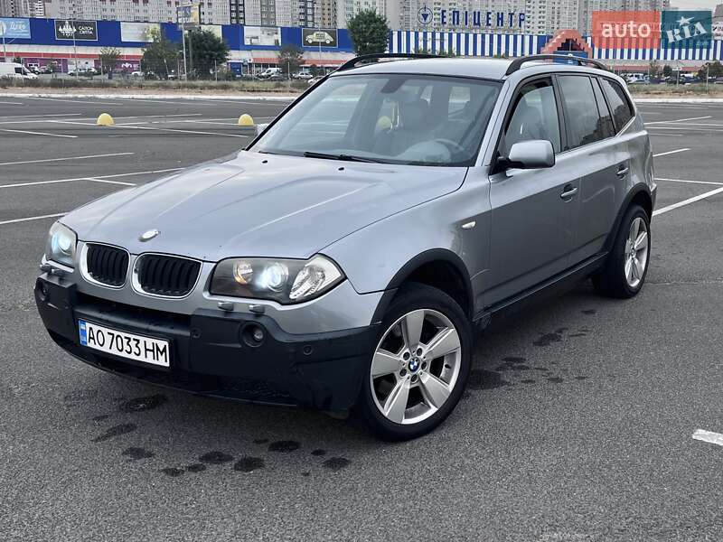 Внедорожник / Кроссовер BMW X3 2004 в Киеве