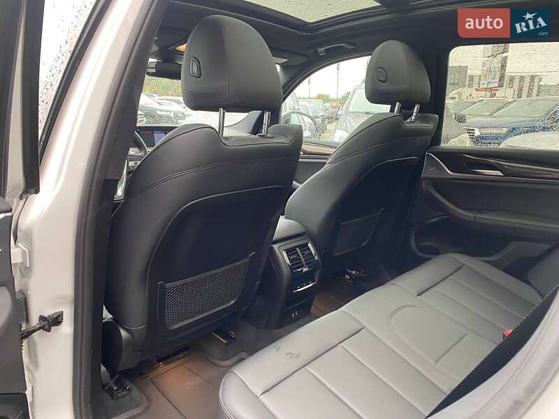 Внедорожник / Кроссовер BMW X3 2020 в Львове