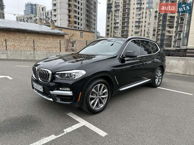 Внедорожник / Кроссовер BMW X3 2019 в Киеве