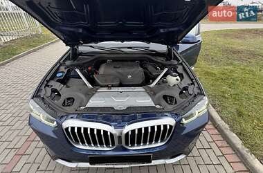 Позашляховик / Кросовер BMW X3 2021 в 