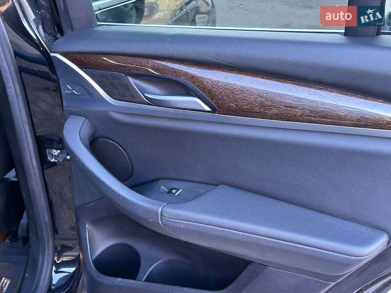 Внедорожник / Кроссовер BMW X3 2018 в Виннице