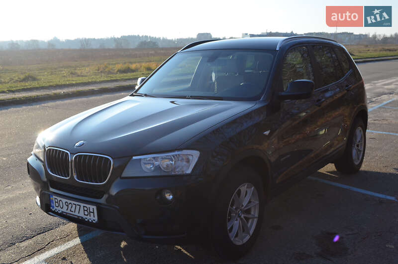 Внедорожник / Кроссовер BMW X3 2013 в Киеве