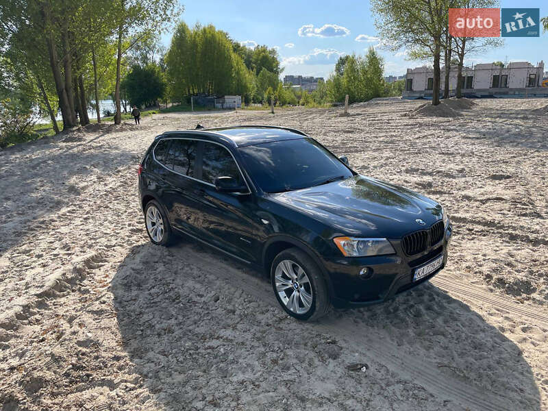 Внедорожник / Кроссовер BMW X3 2011 в Киеве