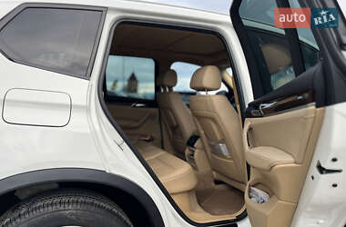 Позашляховик / Кросовер BMW X3 2014 в 
