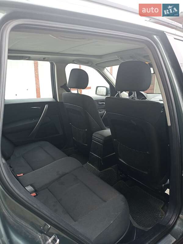 Внедорожник / Кроссовер BMW X3 2005 в Калуше