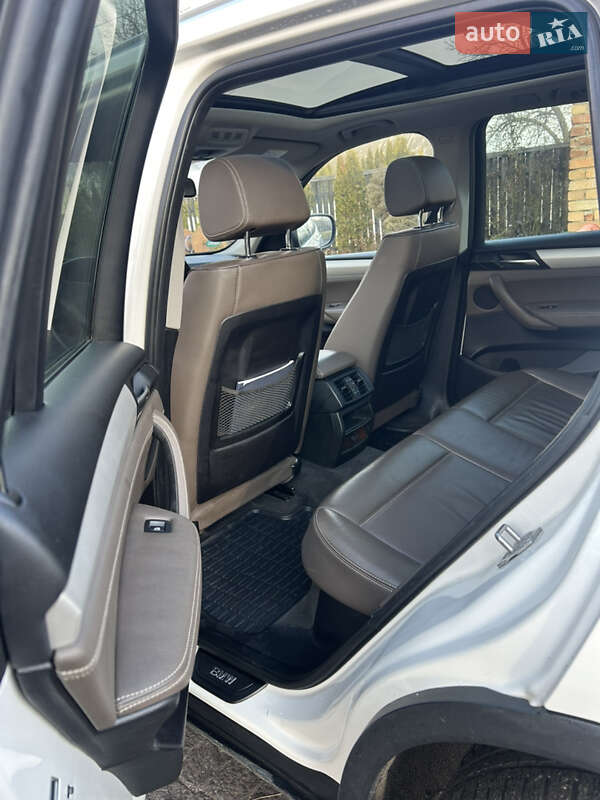 Внедорожник / Кроссовер BMW X3 2013 в Шепетовке