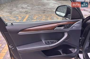 Внедорожник / Кроссовер BMW X3 2019 в 