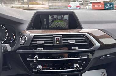 Внедорожник / Кроссовер BMW X3 2019 в 