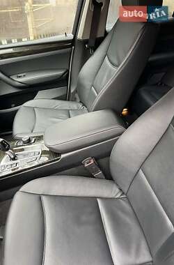 Внедорожник / Кроссовер BMW X3 2013 в 