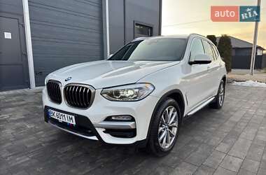 Внедорожник / Кроссовер BMW X3 2019 в 