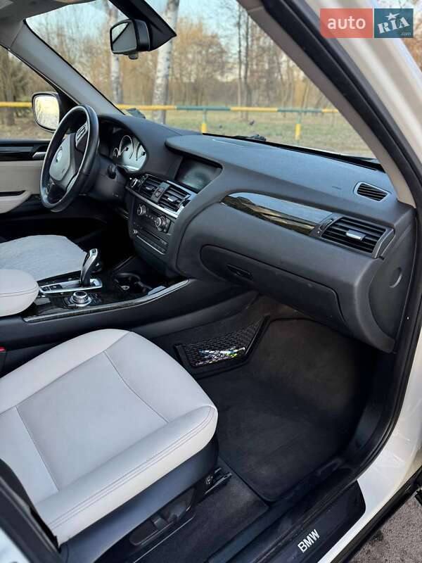 Внедорожник / Кроссовер BMW X3 2013 в Ровно