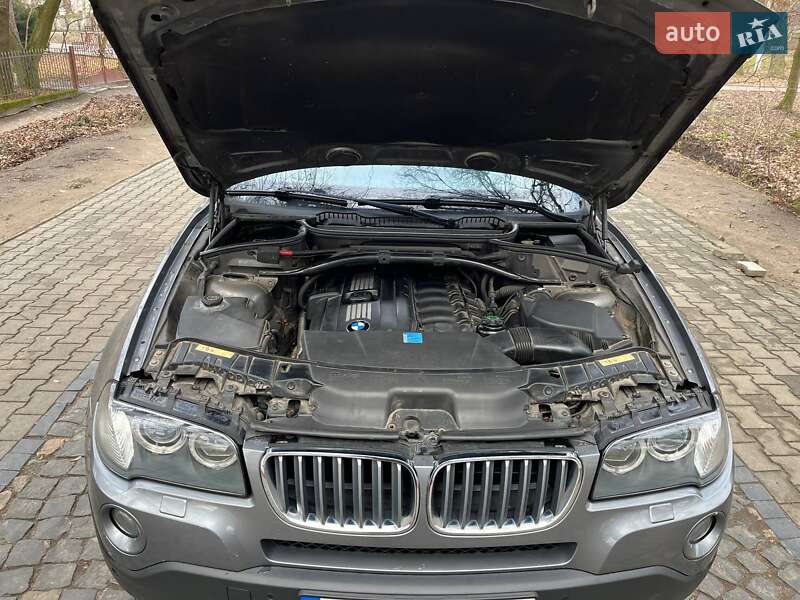 Позашляховик / Кросовер BMW X3 2009 в Острозі