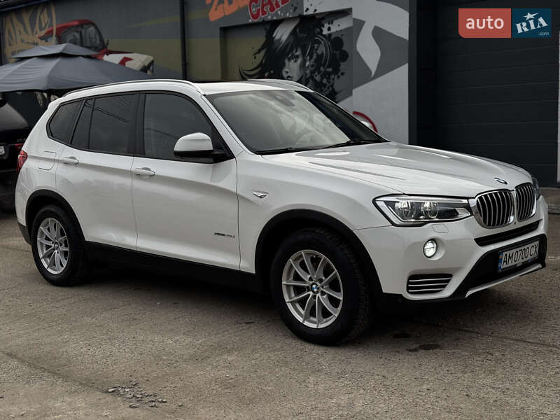 Внедорожник / Кроссовер BMW X3 2015 в 