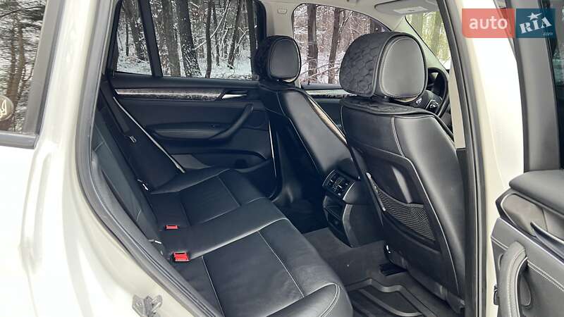 Внедорожник / Кроссовер BMW X3 2014 в Киеве