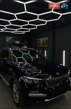 Внедорожник / Кроссовер BMW X3 2018 в Золочеве