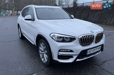 Позашляховик / Кросовер BMW X3 2018 в 