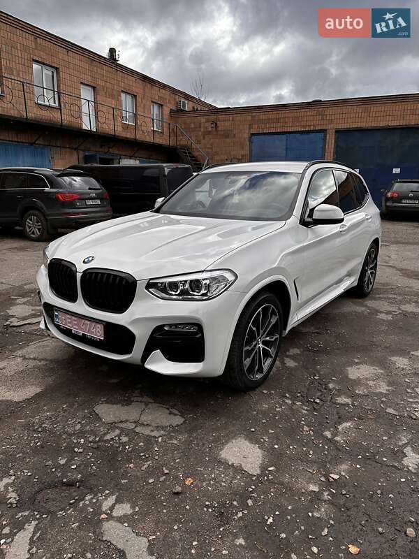 Позашляховик / Кросовер BMW X3 2019 в 