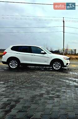 Внедорожник / Кроссовер BMW X3 2017 в 