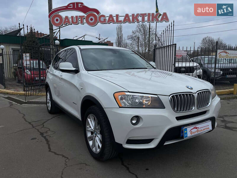 Позашляховик / Кросовер BMW X3 2013 в 