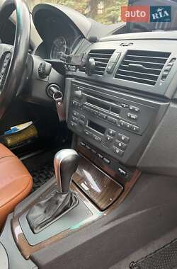 Позашляховик / Кросовер BMW X3 2006 в 