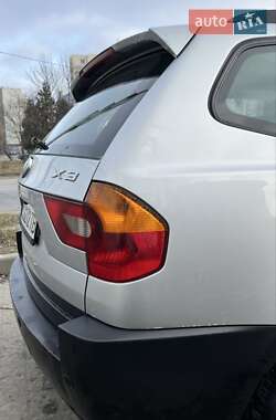 Внедорожник / Кроссовер BMW X3 2005 в 