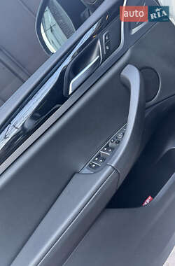 Внедорожник / Кроссовер BMW X3 2018 в 