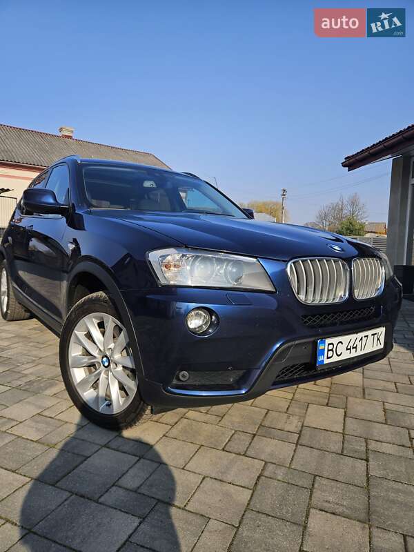 Внедорожник / Кроссовер BMW X3 2013 в 
