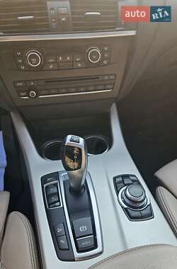 Внедорожник / Кроссовер BMW X3 2013 в 
