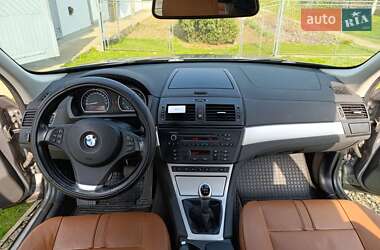 Внедорожник / Кроссовер BMW X3 2010 в 