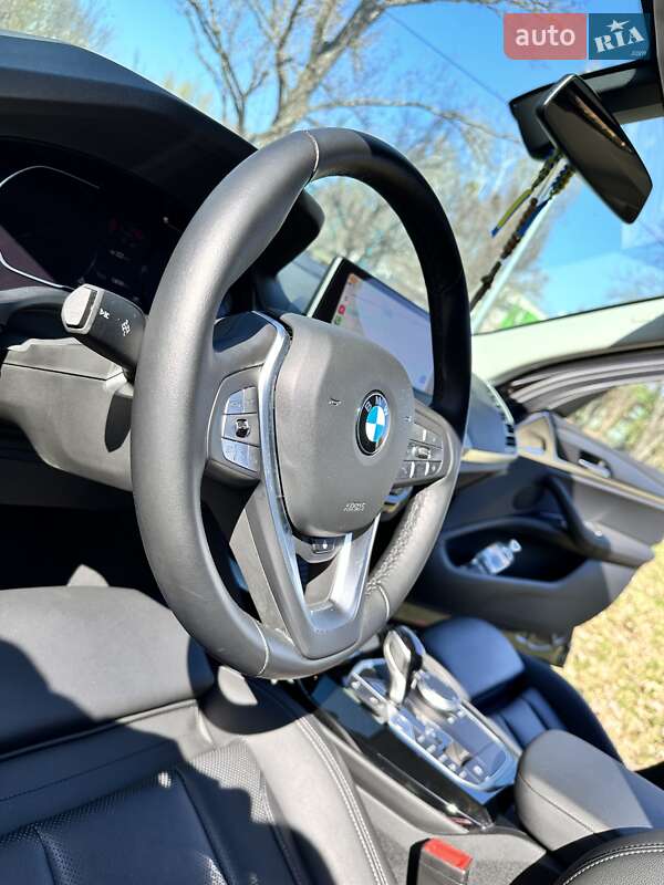 Внедорожник / Кроссовер BMW X3 2022 в Киеве