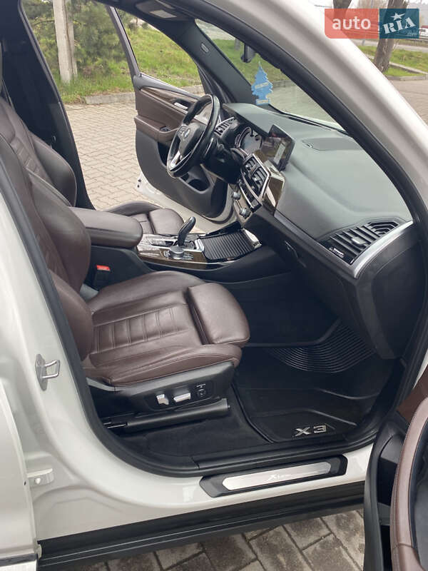 Позашляховик / Кросовер BMW X3 2018 в Львові фото 15 Позашляховик / Кросовер BMW X3 2018 в Львові