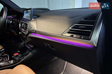 Внедорожник / Кроссовер BMW X3 2021 в 