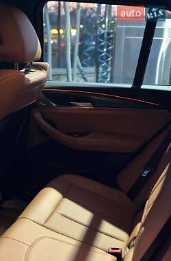Внедорожник / Кроссовер BMW X3 2022 в 