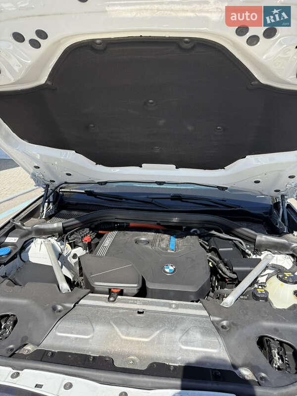 Внедорожник / Кроссовер BMW X3 2020 в Киеве