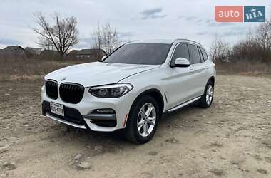Позашляховик / Кросовер BMW X3 2018 в 