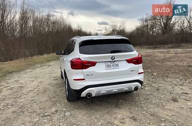 Позашляховик / Кросовер BMW X3 2018 в 