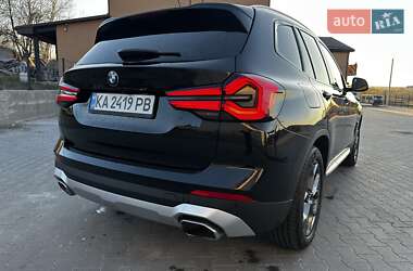 Позашляховик / Кросовер BMW X3 2023 в 