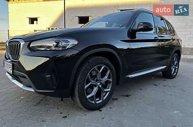 Позашляховик / Кросовер BMW X3 2023 в 