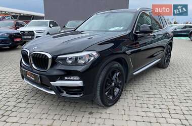 Позашляховик / Кросовер BMW X3 2018 в 