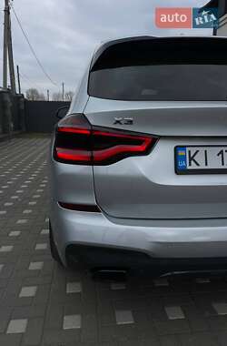 Внедорожник / Кроссовер BMW X3 2018 в 