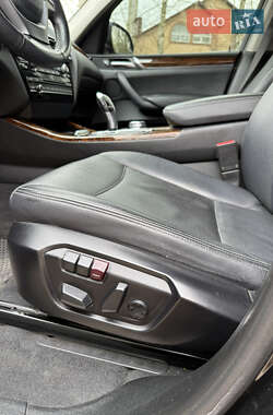 Внедорожник / Кроссовер BMW X3 2014 в 
