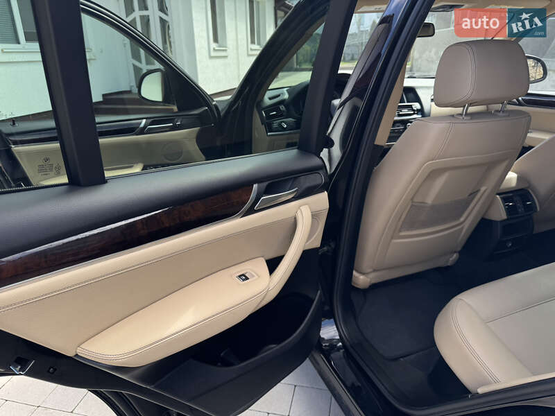 Внедорожник / Кроссовер BMW X3 2017 в Золочеве